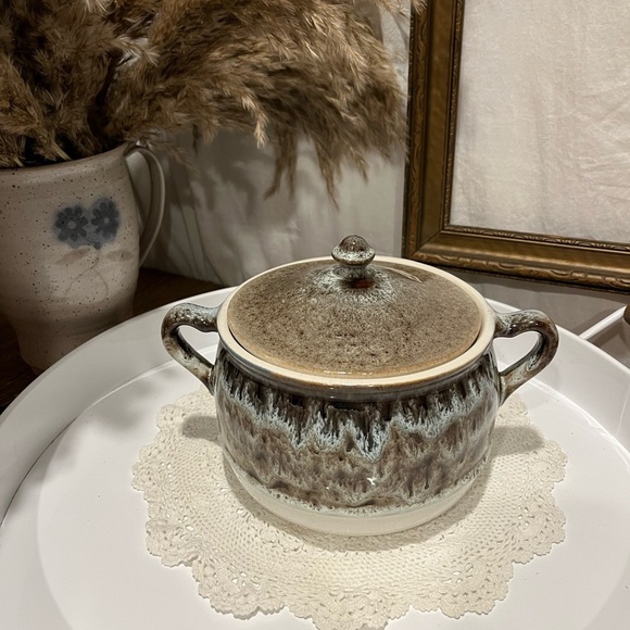 🤎BEAUCEWARE – Vintage Covered Casserole (9-807) - Picture 1 of 10